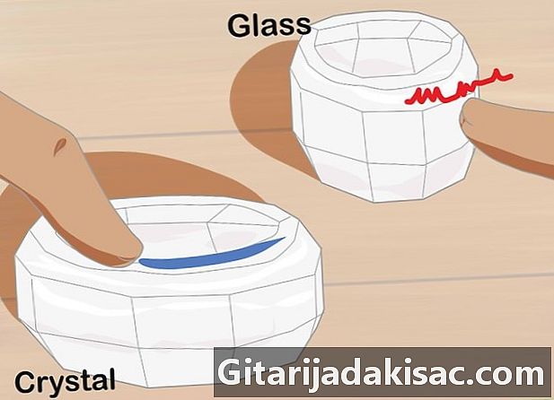 Wie man Kristall von Glas unterscheidet