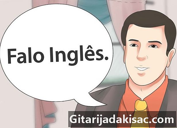 How to say Několik běžných frází a slov in Portuguese