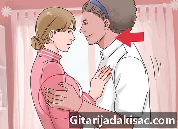 Kuidas esimest korda oma toas tüdrukut suudelda