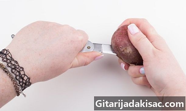 Cara menghilangkan karat dari pisau saku