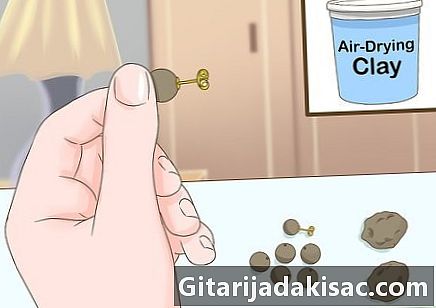 Jak zrobić paznokcie uszu