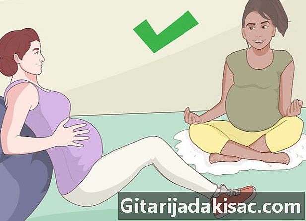 Cách tập thể dục an toàn khi mang thai.