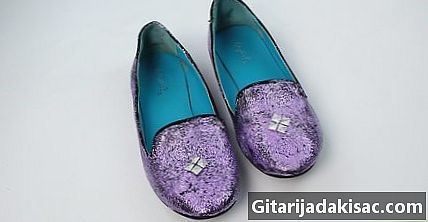 Como fazer sapatos com glitter