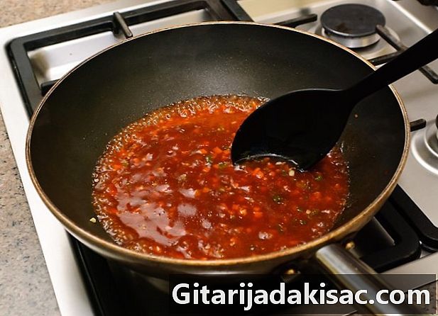 Slik lager du lett bakt lasagne med ferdigkokt pasta