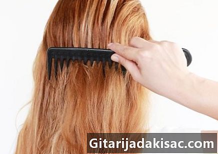 Com assecar el cabell més ràpidament sense assecador