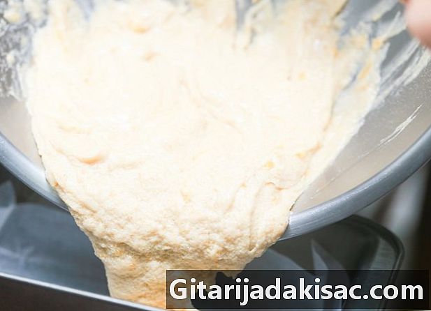 Cách làm bánh chuối xốp