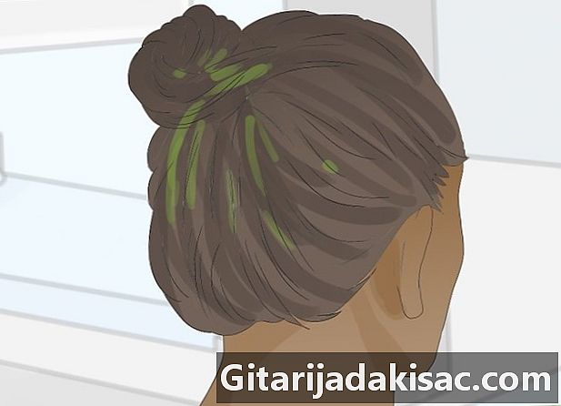 Cara membuat topeng lavocat untuk rambut