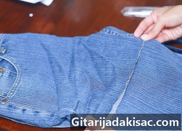 Cara membuat seluar pendek dari seluar jeans