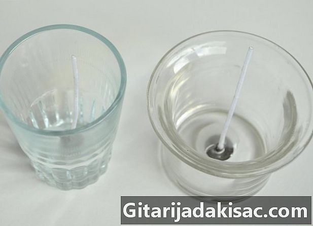 グラスに香りのキャンドルを作る方法