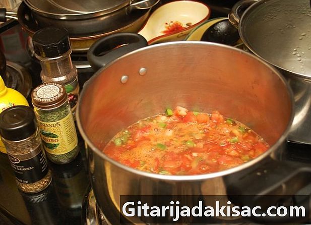 Kako narediti svojo Rotel omako