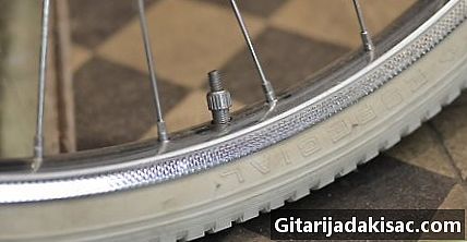 자전거 타이어를 팽창시키는 방법
