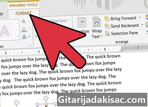 Cum să grupați obiecte în Microsoft Word