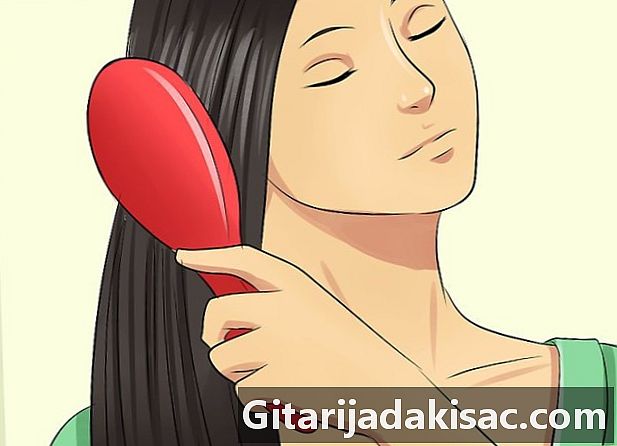 Bagaimana untuk melembapkan rambut anda