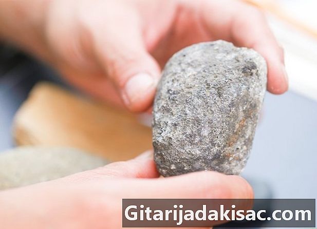 Kuinka tunnistaa magmaattiset kivet