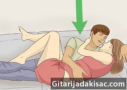 Cara mengesankan suaminya di tempat tidur