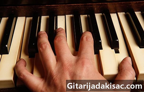 Cách chơi nhạc jazz trên piano