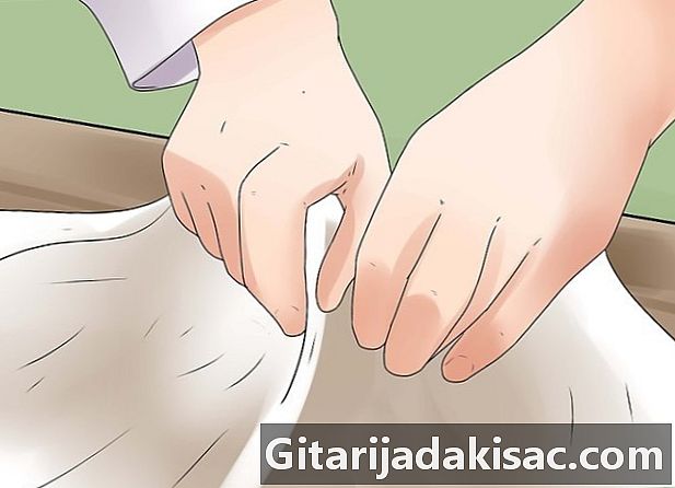 Kuidas pesta valgeid riideid