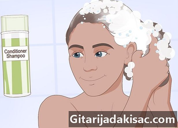 Come lavare un capello