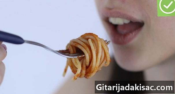 Spaghetti eten