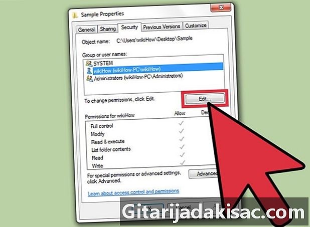 Hur man ändrar behörigheterna för en fil i Windows 7