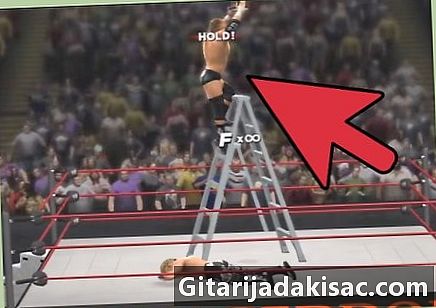 Hoe een ladder te beklimmen in de game WWE 13 voor PS3